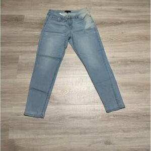 Banana Republic Womans size 28/6 petite light washed skinny jeans